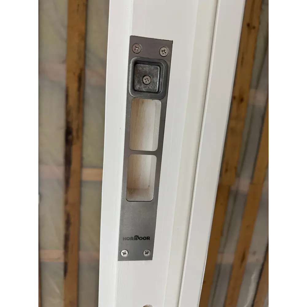 Морозостойкая входная утепленная дверь из дерева для коттеджа Elite Timber E38 227x86см левый цвет белый RAL9003 в Чебоксарах — изображение 7
