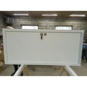 Морозостойкая входная утепленная дверь из дерева для коттеджа Grand Wood G21 227x96см правый цвет коричневый RAL 8017 в Чебоксарах